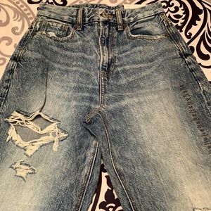 AE curvy mom jeans sz 00 nwt